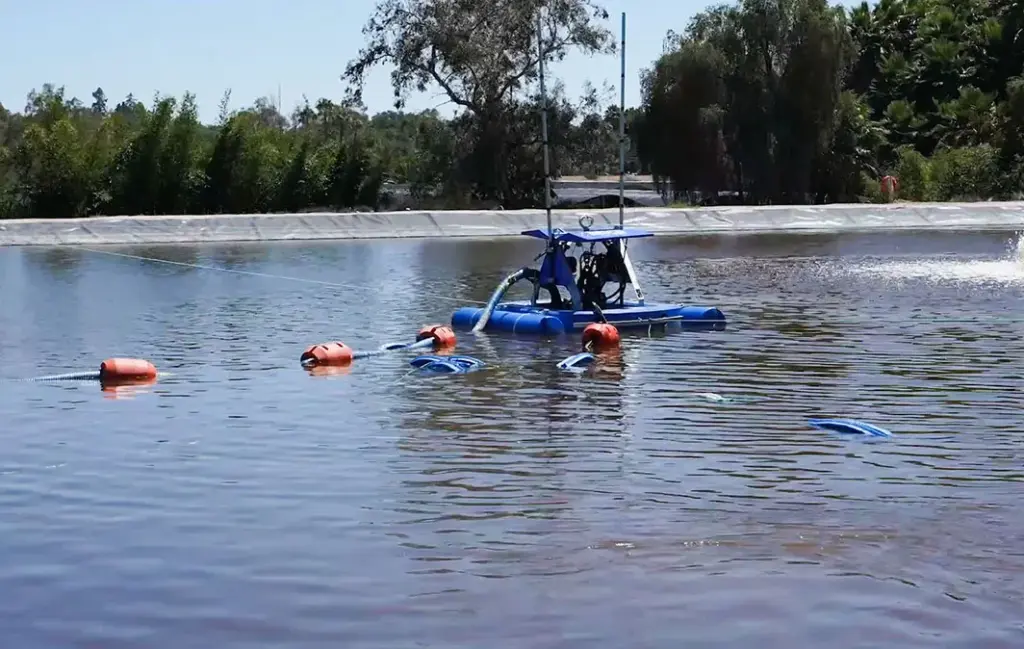 Remote-Operated-Dredge